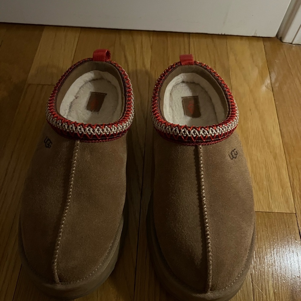 UGG Tazz Platform Slippers - Chestnut